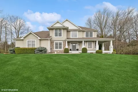 44 Longmeadow Ln, Niles, MI 49120