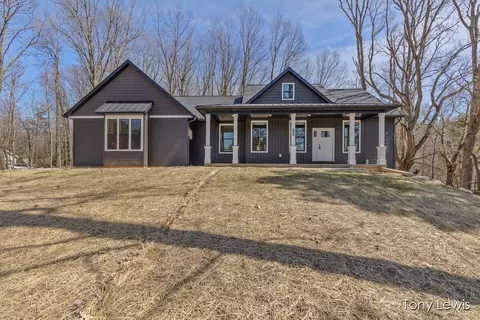 13530 Cory Allen Ct NW, Kent City, MI 49330