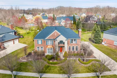 48394 Antique Rd, Canton, MI 48187