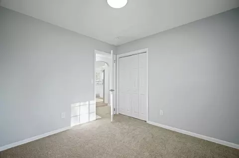 Bedroom - 4276 Indian Trl, Jackson, MI 49201 photo 1 of 2