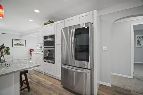 Kitchen - 4276 Indian Trl, Jackson, MI 49201 photo 3 of 9