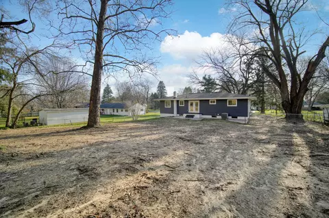 Exterior - 4276 Indian Trl, Jackson, MI 49201 photo 15 of 17