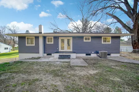 Exterior - 4276 Indian Trl, Jackson, MI 49201 photo 12 of 17
