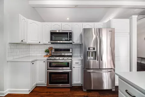 Kitchen - 13044 Ryan Ridge Dr SE, Lowell, MI 49331 photo 2 of 2