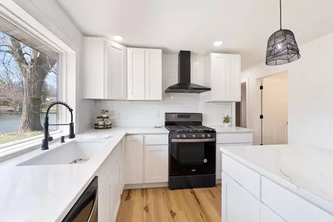 Kitchen - 11636 Cedar Ct, Jerome, MI 49249 photo 4 of 18