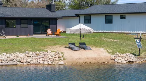 Exterior - 11636 Cedar Ct, Jerome, MI 49249 photo 10 of 11