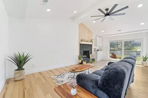 Living - 11636 Cedar Ct, Jerome, MI 49249 photo 3 of 5