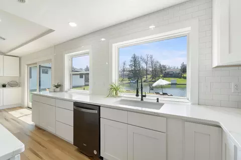Kitchen - 11636 Cedar Ct, Jerome, MI 49249 photo 12 of 18