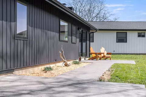 Exterior - 11636 Cedar Ct, Jerome, MI 49249 photo 8 of 11
