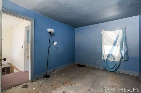Bedroom - 208 N King St, Lyons, MI 48851 photo 4 of 4