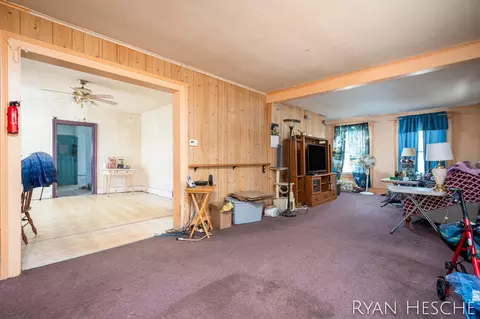 Living - 208 N King St, Lyons, MI 48851 photo 3 of 4