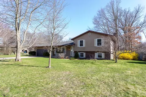 1100 73rd St SE, Grand Rapids, MI 49508