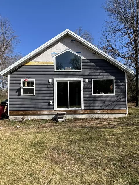 9119 13 Mile Rd, Mecosta, MI 49332