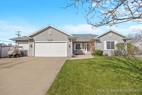 5595 Fieldstone Dr SW, Wyoming, MI 49418
