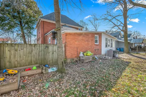 Exterior - 138 Walnut St, Coldwater, MI 49036 photo 7 of 8