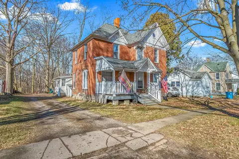 Exterior - 138 Walnut St, Coldwater, MI 49036 photo 3 of 8