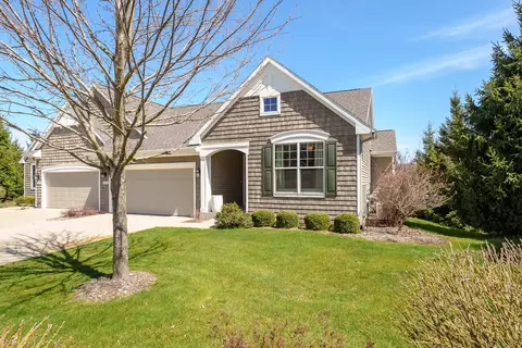 2380 Tangley Oak Ct, Portage, MI 49024