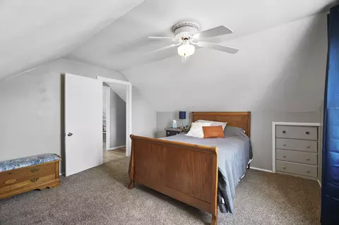 Bedroom - 2428 Wallace Dr, Jackson, MI 49203 photo 5 of 7