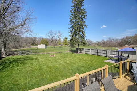 Exterior - 2428 Wallace Dr, Jackson, MI 49203 photo 17 of 22