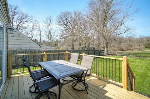 Exterior - 2428 Wallace Dr, Jackson, MI 49203 photo 20 of 22