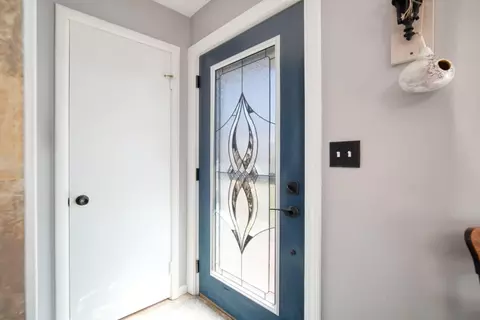 Entry Way - 2428 Wallace Dr, Jackson, MI 49203 photo 1 of 1