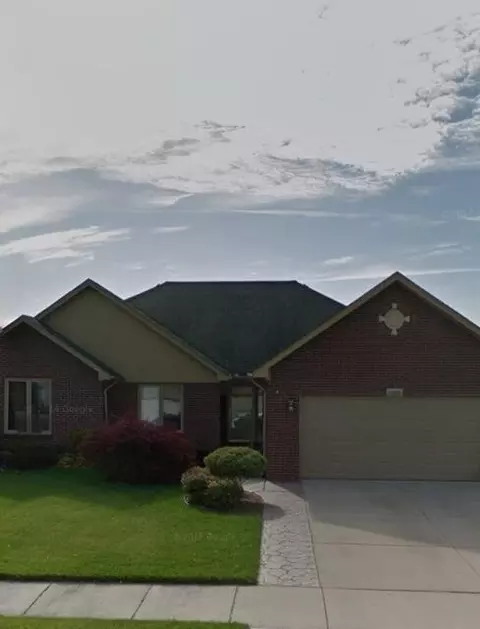 19896 Keats Court Ct, Macomb, MI 48044