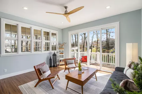 Living - 11821 Killarny Cir, Jerome, MI 49249 photo 2 of 3