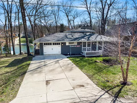 Exterior - 11821 Killarny Cir, Jerome, MI 49249 photo 10 of 11