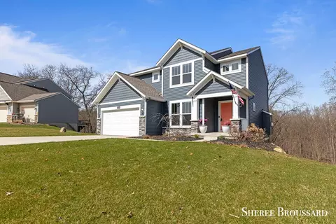 3458 Jules Lillian Dr NE, Grand Rapids, MI 49525