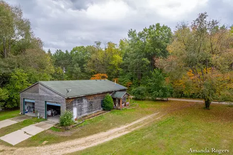 Exterior - 9888 Marble Pines Dr, Lowell, MI 49331 photo 4 of 10