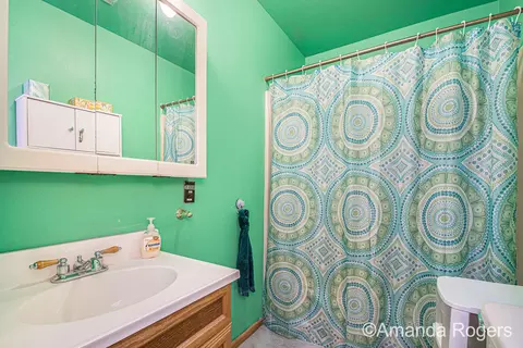 Bath - 9888 Marble Pines Dr, Lowell, MI 49331 photo 2 of 2