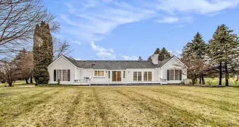 Exterior - 5931 Bellwether Dr, Saline, MI 48176 photo 4 of 10
