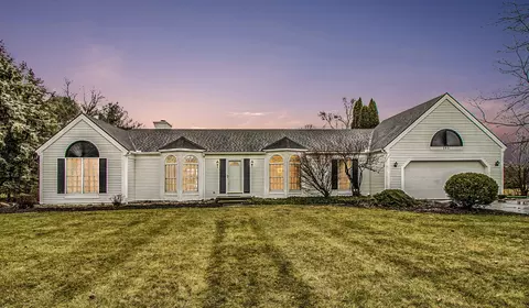 Exterior - 5931 Bellwether Dr, Saline, MI 48176 photo 3 of 10