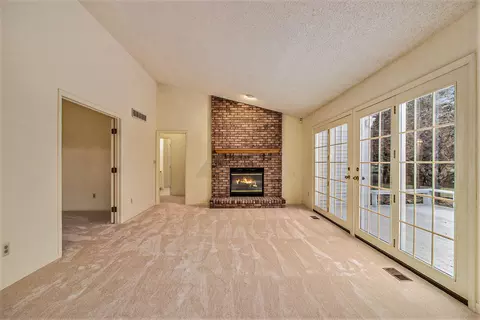 Living - 5931 Bellwether Dr, Saline, MI 48176 photo 1 of 2