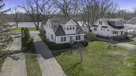 6530 Leonard St, Coopersville, MI 49404