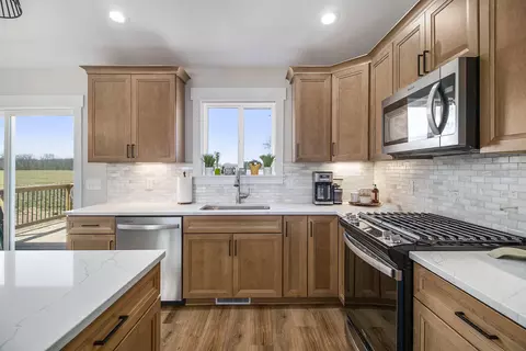 Kitchen - 5583 Whites Bridge Rd, Belding, MI 48809 photo 1 of 5