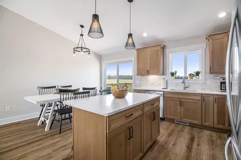 Kitchen - 5583 Whites Bridge Rd, Belding, MI 48809 photo 2 of 5