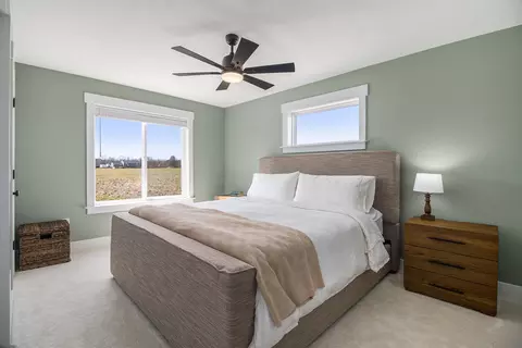 Bedroom - 5583 Whites Bridge Rd, Belding, MI 48809 photo 1 of 5