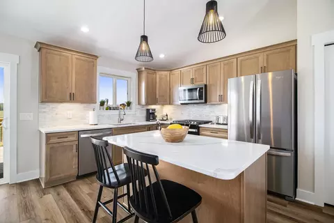 Kitchen - 5583 Whites Bridge Rd, Belding, MI 48809 photo 3 of 5