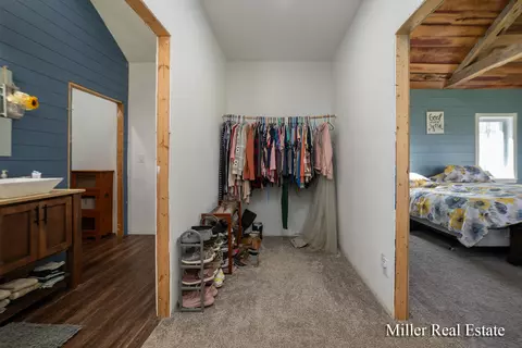 9148 S Bird Rd, Dowling, MI 49050 photo 21