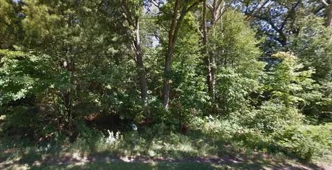 V/l Center, Muskegon, MI 49442