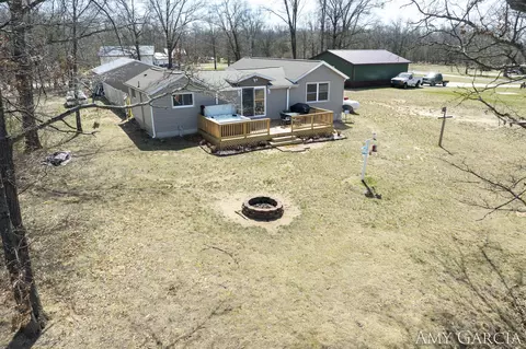 1471 E Beechwood Ln, White Cloud, MI 49349