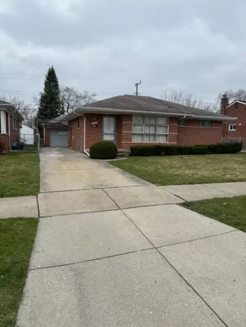8443 Winston Lane Ln, Dearborn Heights, MI 48127