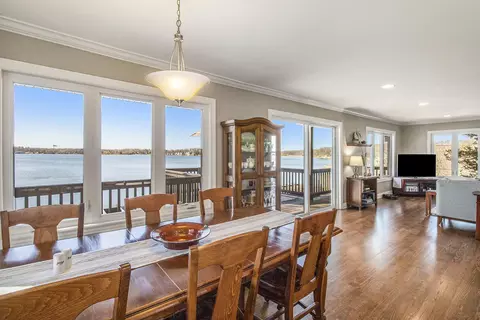 Dining - 5450 Sharp Dr, Howell, MI 48843 photo 2 of 2