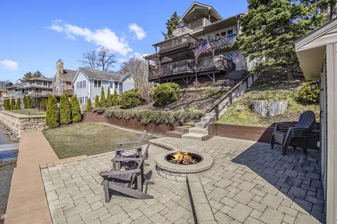 Exterior - 5450 Sharp Dr, Howell, MI 48843 photo 5 of 17
