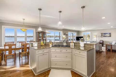Kitchen - 5450 Sharp Dr, Howell, MI 48843 photo 1 of 9