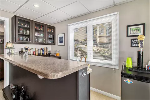 Kitchen - 5450 Sharp Dr, Howell, MI 48843 photo 9 of 9