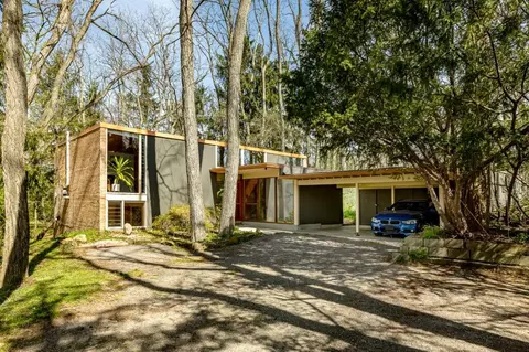 4063 E Huron River Service Dr, Ann Arbor, MI 48104
