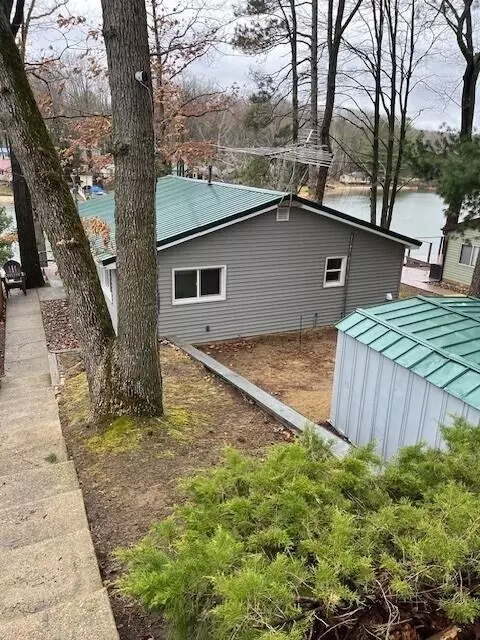 Exterior - 1003 Lake Dr, Harrison, MI 48625 photo 14 of 14