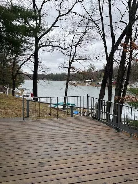 Exterior - 1003 Lake Dr, Harrison, MI 48625 photo 5 of 14